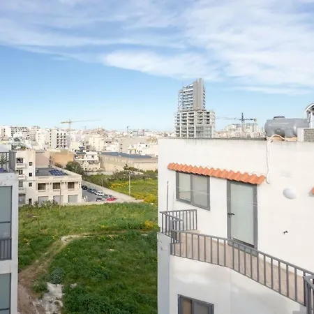 Gzira Whitehouse Penthause Апартаменты *