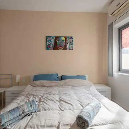 Gzira Whitehouse Penthause Apartment